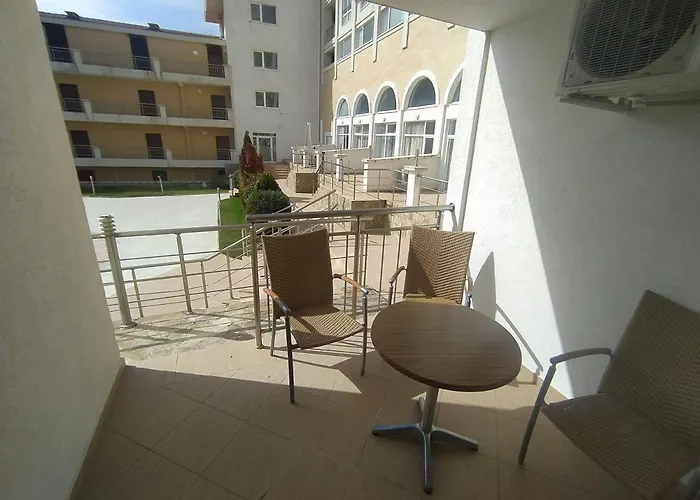 Апартамент Sunny Place